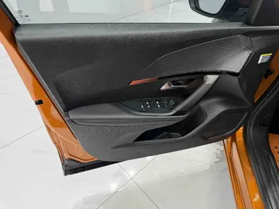 Peugeot 2008 2021, 36000 км, за 12183.4 USD - фото 7