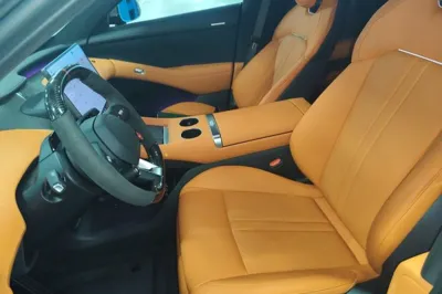 Xiaomi Auto YU7 2025, 20200 км, за 43433 USD - фото 15