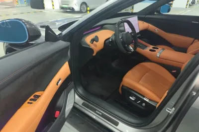 Xiaomi Auto YU7 2025, 20200 км, за 43433 USD - фото 16