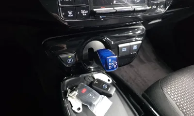 Toyota Prius 2019, 51233 км, за 13062.89 USD - фото 9