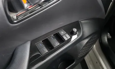 Toyota Prius 2019, 51233 км, за 13062.89 USD - фото 19