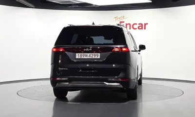 Kia Canival 2023, 73053 км, за 17524.44 USD