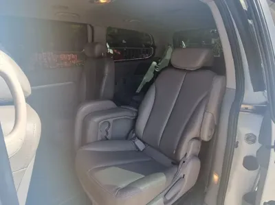 Kia Canival 2012, 133290 км, за 2931.6 USD - фото 8