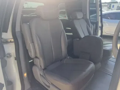 Kia Canival 2012, 133290 км, за 2931.6 USD - фото 9
