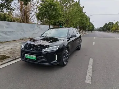 AITO 问界 AITO M5 · 2022 год