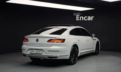 Volkswagen Arteon 2019, 180350 км, за 10083.28 USD - фото 2