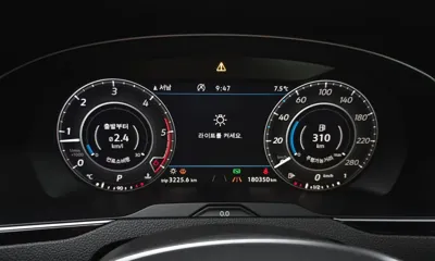 Volkswagen Arteon 2019, 180350 км, за 10083.28 USD - фото 8