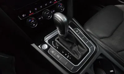 Volkswagen Arteon 2019, 180350 км, за 10083.28 USD - фото 9