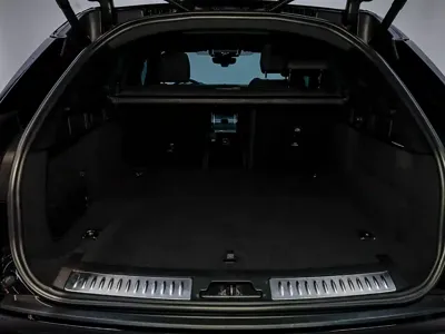 Land Rover Velar 2023, 30500 км, за 41935.62 USD - фото 6