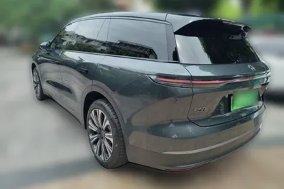 Nio ES8 2023, 28800 км, за 39396 USD