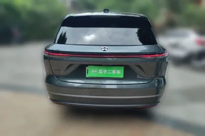 Nio ES8 2023, 28800 км, за 39396 USD