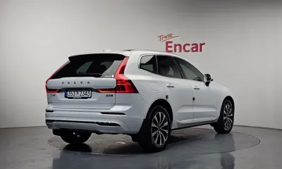 Volvo XC60 2025, 27302 км, за 32720.81 USD