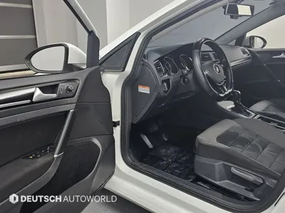 Volkswagen Golf 2015, 84777 км, за 8403.91 USD - фото 11