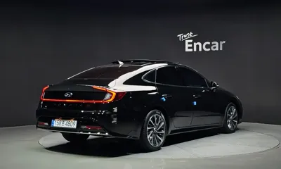 Hyundai Sonata 2022, 55010 км, за 11189.18 USD