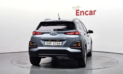 Hyundai Kona 2018, 59147 км, за 9035.95 USD - фото 4