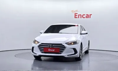 Hyundai Avante 2016, 123947 км, за 5334.38 USD