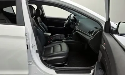 Hyundai Avante 2016, 123947 км, за 5334.38 USD - фото 10