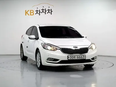 Kia K3 2014, 86051 км, за 3235.62 USD
