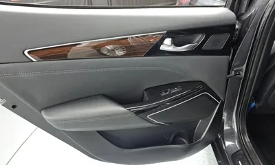 Kia K7 2018, 78728 км, за 7995.84 USD - фото 25