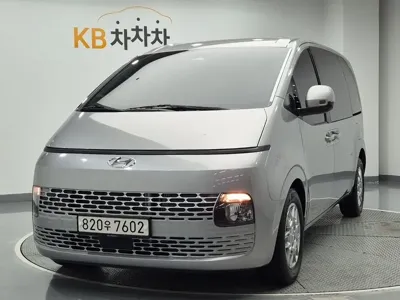 Hyundai Staria · 2022 год
