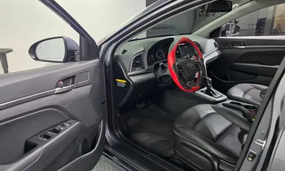 Hyundai Avante 2018, 122939 км, за 5795.4 USD - фото 10