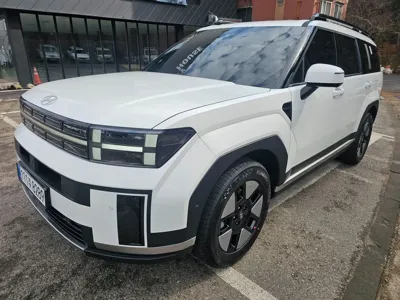 Hyundai Santafe 2026, 300 км, за 20130.3 USD