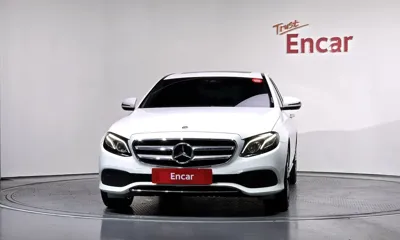 Mercedes-Benz E-Class 2019, 78732 км, за 15570.04 USD