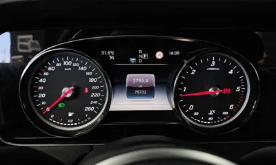Mercedes-Benz E-Class 2019, 78732 км, за 15570.04 USD - фото 8