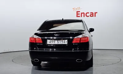 Hyundai Genesis 2009, 153810 км, за 2101.94 USD