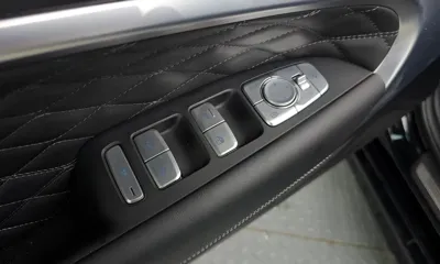 Genesis G70 2021, 29622 км, за 19739.42 USD - фото 27