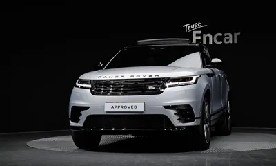 Land Rover Range Rover Velar 2024, 12302 км, за 48893.29 USD