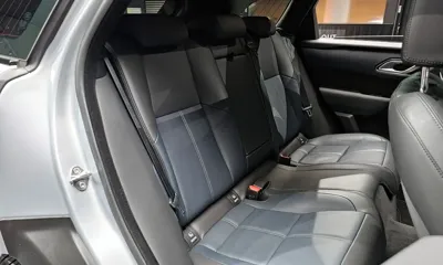 Land Rover Range Rover Velar 2024, 12302 км, за 48893.29 USD - фото 12