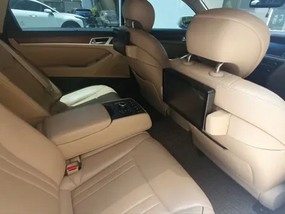 Hyundai Genesis 2015, 300000 км, за 8262.83 USD - фото 7