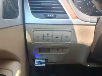 Hyundai Genesis 2015, 300000 км, за 8262.83 USD - фото 14