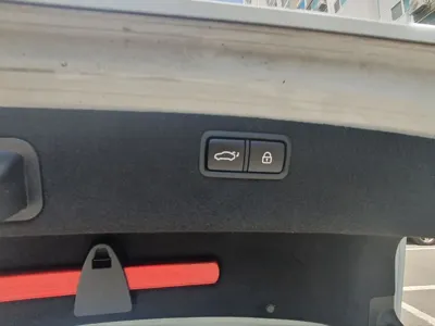 Hyundai Genesis 2015, 300000 км, за 8262.83 USD - фото 20
