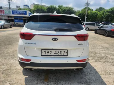 Kia Sportage 2018, 125650 км, за 8645.9 USD