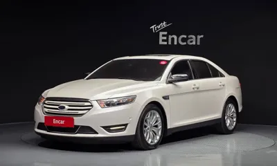 Ford Taurus · 2017 год