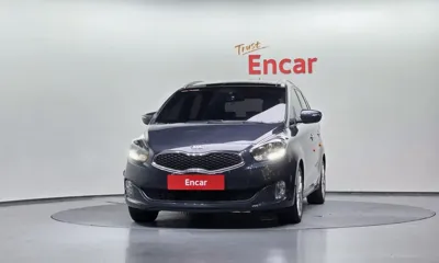 Kia Carens 2014, 76827 км, за 5185.77 USD