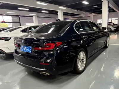 BMW 5 Series 2021, 65000 км, за 24134.71 USD - фото 7