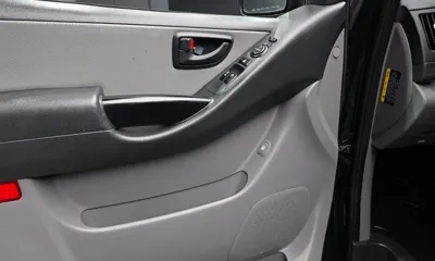 Hyundai Starex 2019, 107931 км, за 8989.96 USD - фото 17