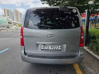 Hyundai Starex 2015, 134301 км, за 5120.13 USD
