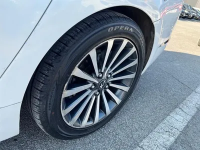 Kia K7 2012, 115800 км, за 3479.06 USD - фото 9