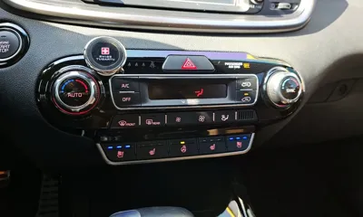 Kia Sorento 2020, 68794 км, за 13148.33 USD - фото 18