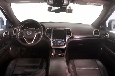 Jeep Cherokee 2016, 107000 км, за 10744.28 USD