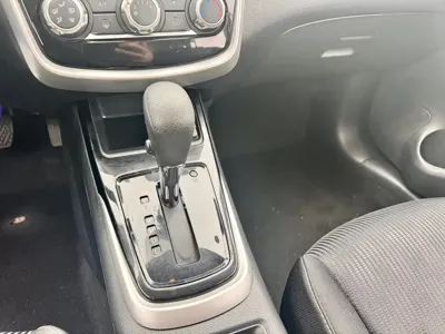 Nissan Tiida 2019, 127000 км, за 5856.27 USD - фото 13