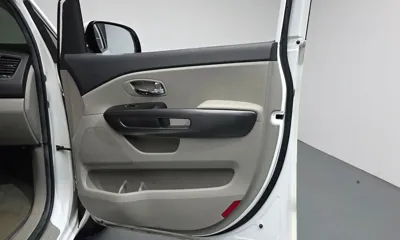 Kia Canival 2019, 62471 км, за 10228.02 USD - фото 25