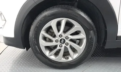 Hyundai Tucson 2016, 205640 км, за 5382.7 USD