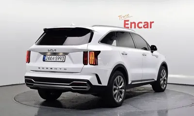Kia Sorento 2022, 129865 км, за 12913.9 USD