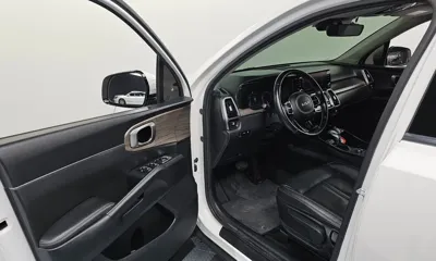 Kia Sorento 2022, 129865 км, за 12913.9 USD - фото 10
