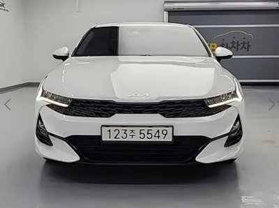 Kia K5 2023, 81713 км, за 14181.64 USD